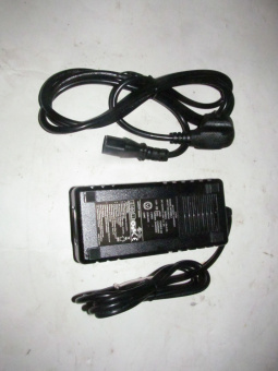 Зарядное устройство 24В OM-XFT 002(3-х вел.)
